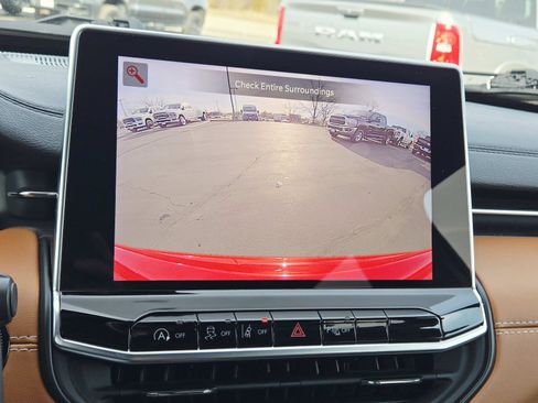 Used 2024 Jeep Compass Limited w/ Elite Group image 29