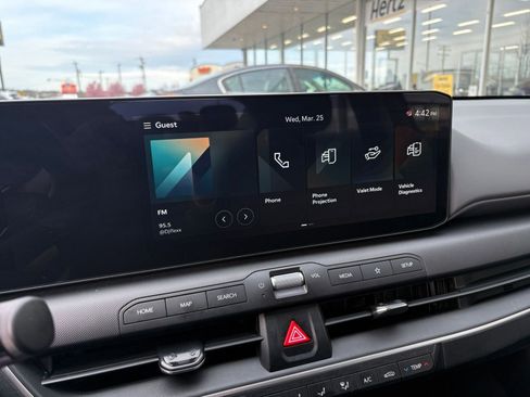 Used 2025 Kia K4 LXS image 20