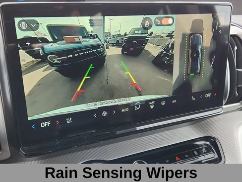 Used 2025 Ford Expedition Active image 27