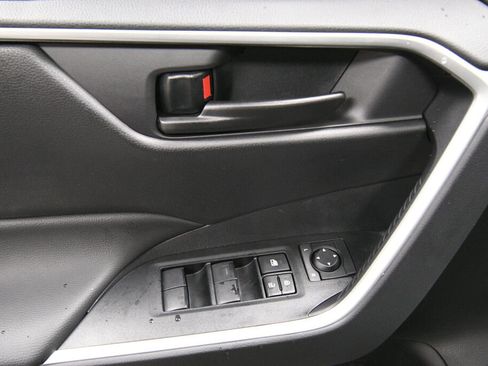 Used 2025 Toyota RAV4 LE image 11