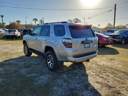 Used 2021 Toyota 4Runner TRD Off-Road image 3