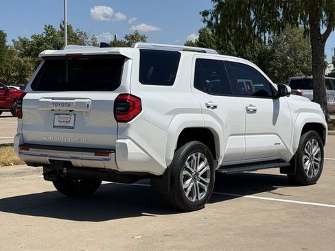 Used 2026 Toyota 4Runner Limited AWD/4WD image 4