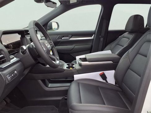 New 2026 GMC Terrain Elevation w/ Elevation Premium Package FWD image 14