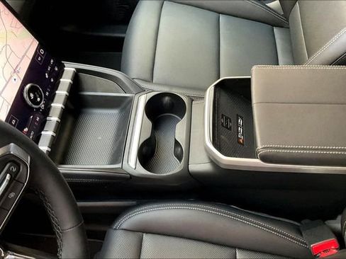 New 2026 GMC Terrain Elevation w/ Elevation Premium Package FWD image 9