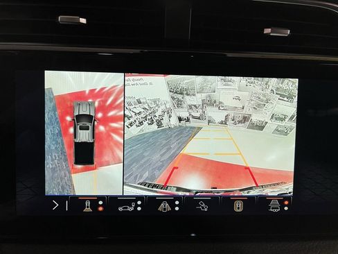 Used 2025 GMC Sierra 3500 Denali w/ Denali Reserve Package image 38