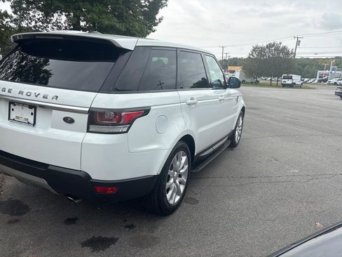 Used 2014 Land Rover Range Rover Sport HSE image 6