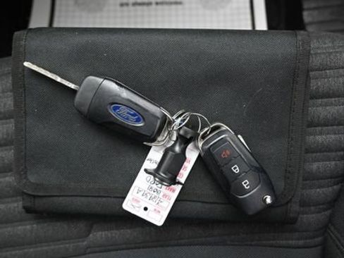 Used 2021 Ford F150 XL w/ STX Appearance Package AWD/4WD image 9