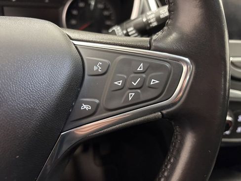 Used 2022 Chevrolet Equinox LT AWD/4WD image 25