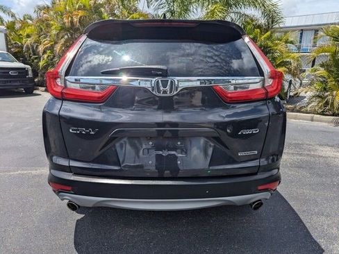 Used 2018 Honda CR-V Touring image 5