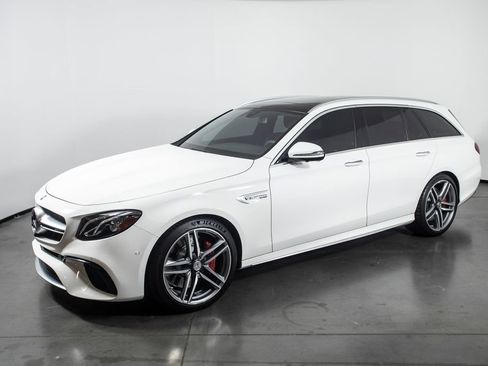 Used 2020 Mercedes-Benz E 63 AMG S image 4