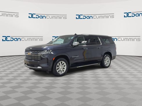 Used 2023 Chevrolet Suburban Premier AWD/4WD image 4