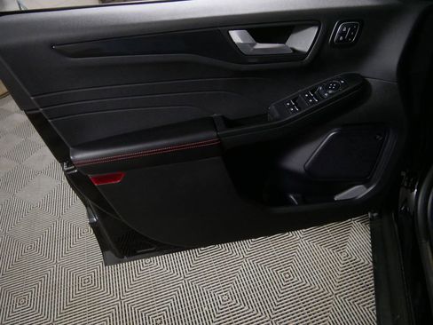 Used 2024 Ford Escape ST-Line Select w/ Tech Pack #2 AWD/4WD image 12