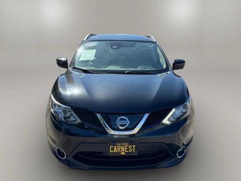Used 2018 Nissan Rogue Sport SL w/ SL Premium Package AWD/4WD image 4