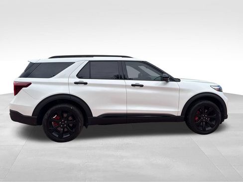 Certified 2022 Ford Explorer ST w/ Equipment Group 401A AWD/4WD image 11