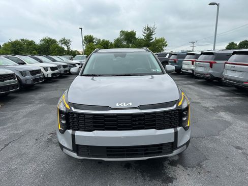 New 2026 Kia Sportage EX AWD/4WD image 2