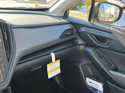 Certified 2025 Subaru Crosstrek 2.0i image 19
