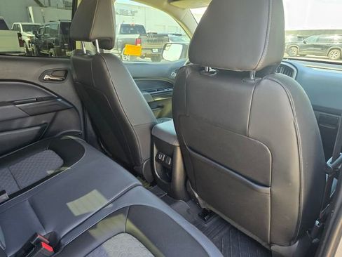 Used 2022 Chevrolet Colorado Z71 image 12