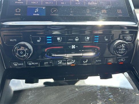 Used 2023 Jeep Grand Cherokee Trailhawk w/ Advanced Protech Group II image 21