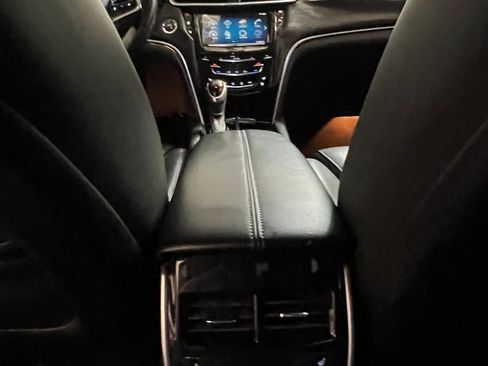 Used 2013 Cadillac XTS Premium w/ Driver Assist Package FWD image 22