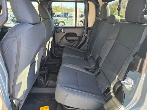 New 2026 Jeep Gladiator Sport image 13