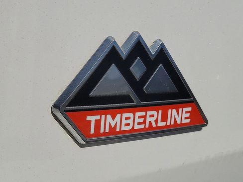 Used 2022 Ford Explorer Timberline image 9