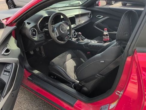 Used 2023 Chevrolet Camaro SS image 2