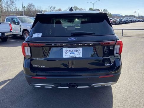 New 2026 Ford Explorer Active w/ Active Comfort Package AWD/4WD image 15