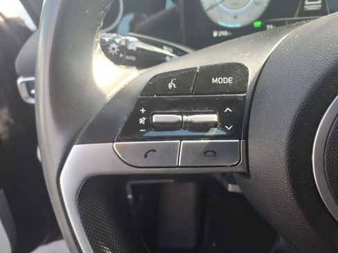 Certified 2023 Hyundai Elantra Limited FWD image 28
