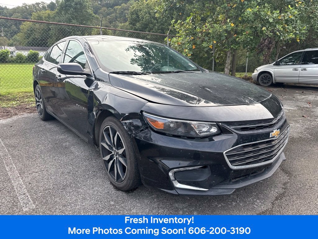 Used 2018 Chevrolet Malibu LT FWD image 3