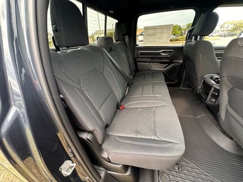 New 2025 RAM 1500 Big Horn AWD/4WD image 12