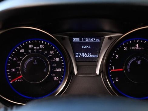 Used 2015 Hyundai Genesis 3.8 image 46