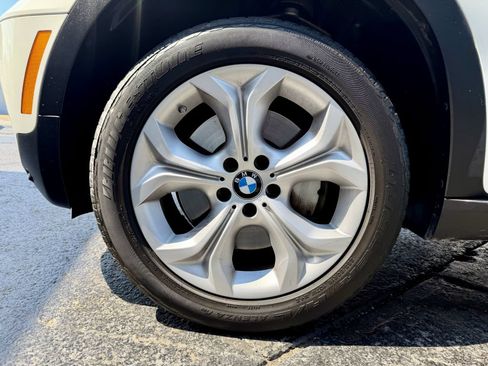 Used 2013 BMW X5 xDrive50i AWD/4WD image 33