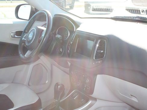 Used 2018 Jeep Compass Latitude w/ Popular Equipment Group image 26