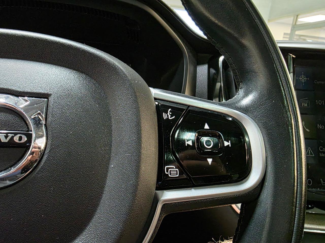 Used 2018 Volvo XC60 T6 Inscription AWD/4WD image 31
