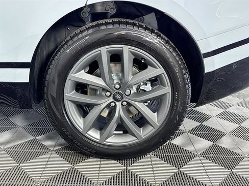 Used 2026 Land Rover Range Rover Velar Dynamic SE image 33