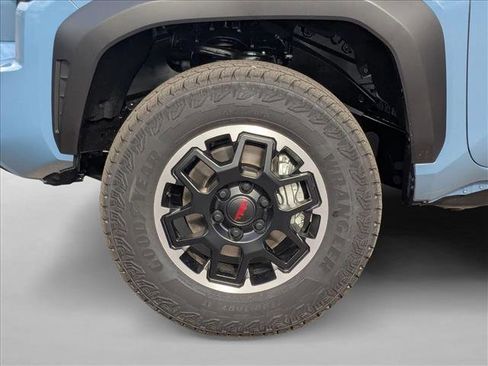 New 2026 Toyota Tacoma TRD Off-Road image 10
