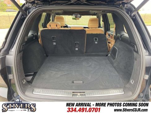 Used 2023 Jeep Grand Cherokee Summit AWD/4WD image 13