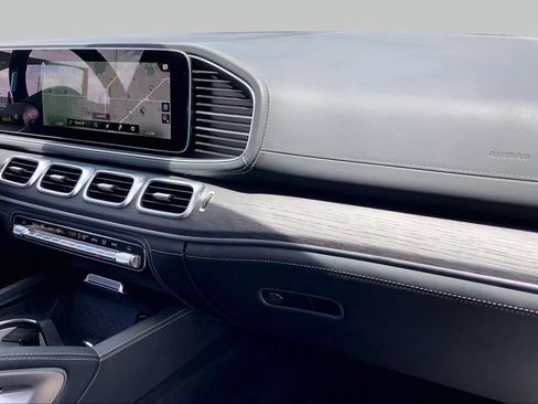 Used 2022 Mercedes-Benz GLS 63 AMG 4MATIC image 19