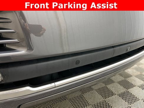 Used 2016 Land Rover Range Rover HSE image 17