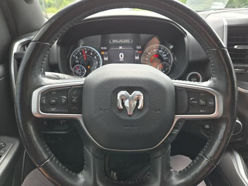 Used 2020 RAM 1500 Big Horn AWD/4WD image 18