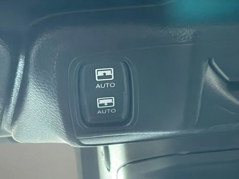 New 2025 Jeep Wrangler Unlimited Sahara w/ Safety Group AWD/4WD image 12