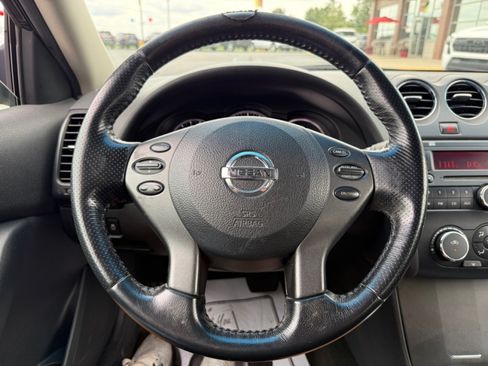 Used 2011 Nissan Altima 2.5 S w/ Special Edition Pkg FWD image 16