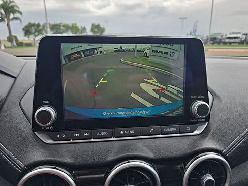 Used 2024 Nissan Sentra SV image 34