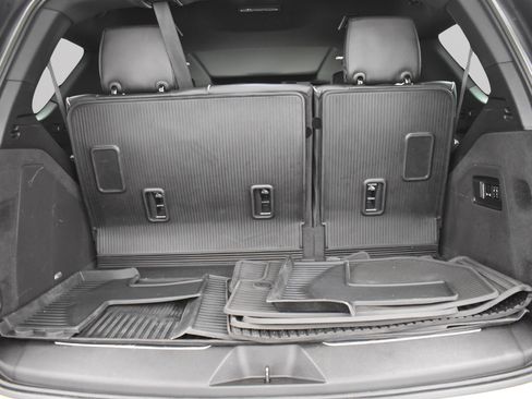 Used 2022 Cadillac Escalade Premium Luxury AWD/4WD image 31