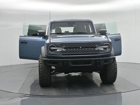 Used 2024 Ford Bronco Badlands image 39