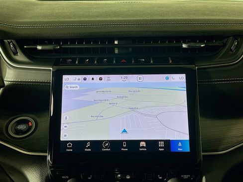 Used 2024 Jeep Grand Cherokee Limited w/ Trailer Tow Package image 22