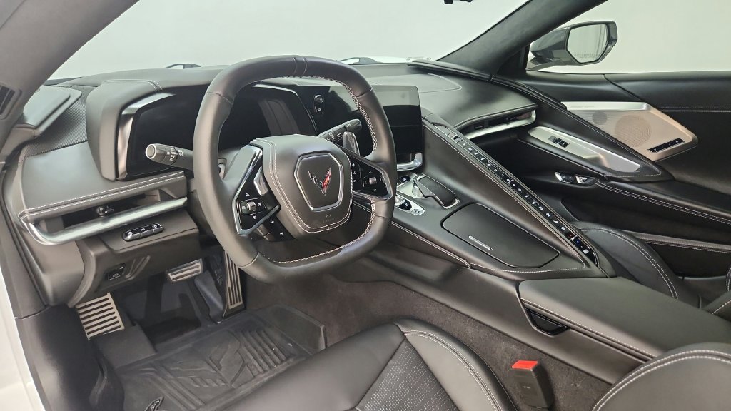 Used 2023 Chevrolet Corvette Stingray Premium Cpe w/ Z51 Performance Package RWD image 26