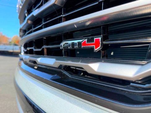 Used 2025 GMC Yukon AT4 Ultimate w/ LPO, Floor Liner Package AWD/4WD image 16