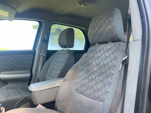 Used 2007 Chevrolet Equinox LS FWD image 14