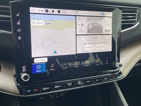 New 2024 Jeep Grand Wagoneer Series I w/ HD Trailer Tow Package image 21